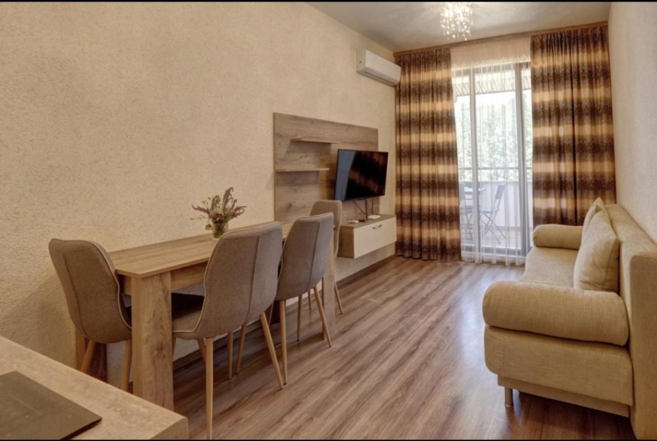 Апартамент Ани Shkorpilovtsi Extérieur photo